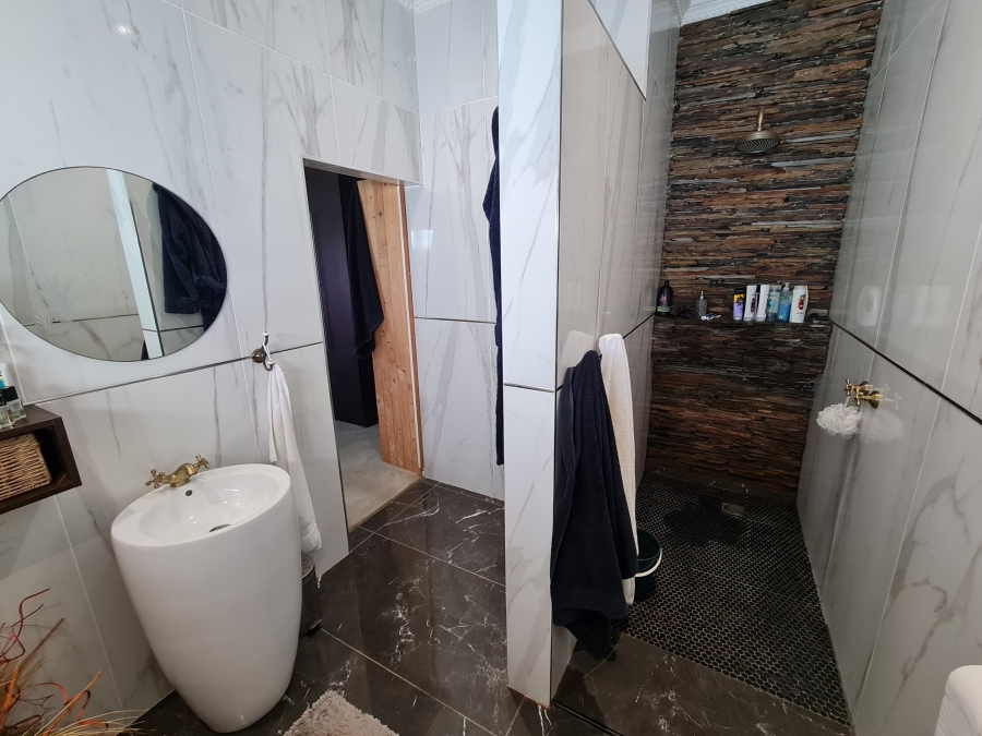 3 Bedroom Property for Sale in Marina Martinique Eastern Cape